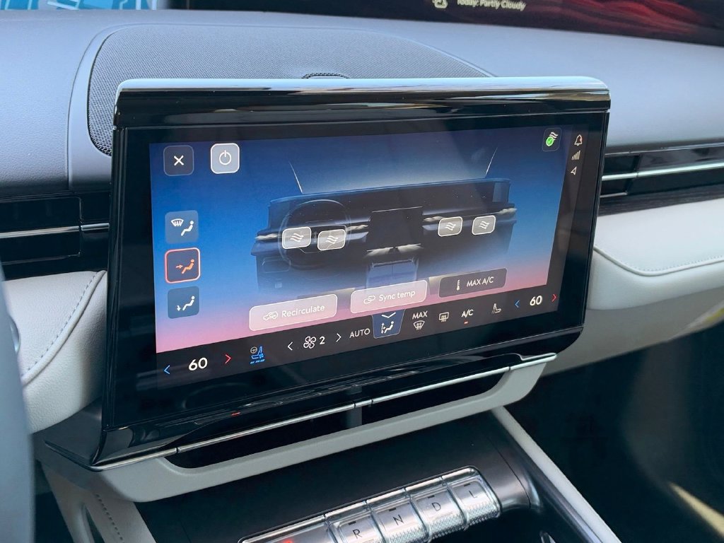New 2026 Lincoln Nautilus Reserve w/ Jet Appearance Package AWD/4WD image 20