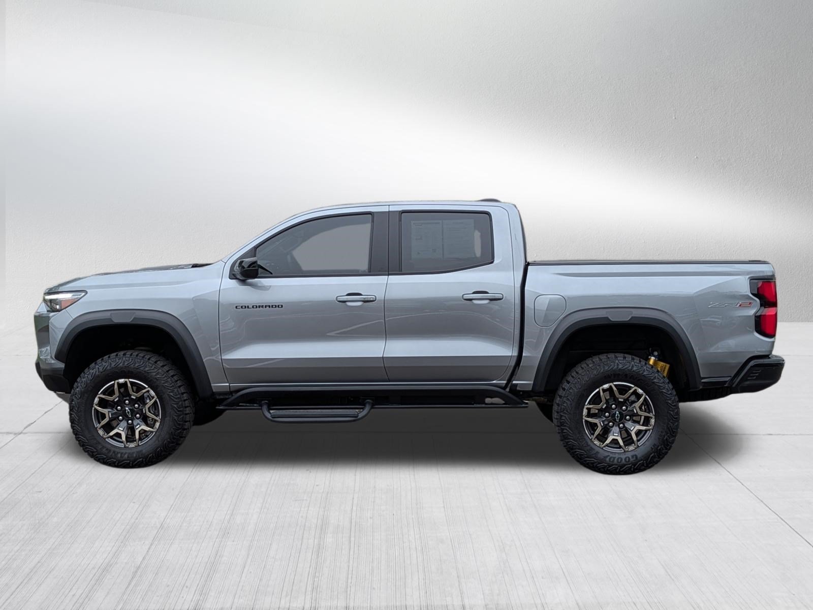 Used 2023 Chevrolet Colorado ZR2 w/ ZR2 Convenience Package III AWD/4WD image 4