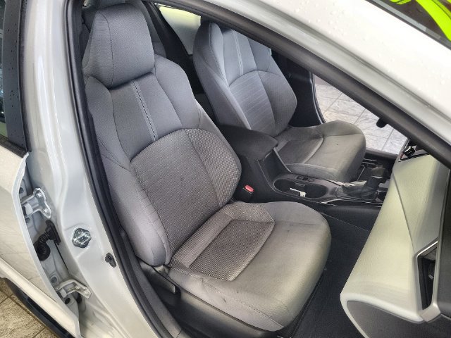 Used 2026 Toyota Corolla SE FWD image 24
