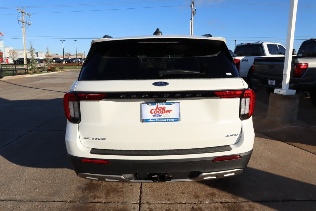 New 2026 Ford Explorer Active w/ Active Comfort Package image 23