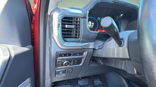 Used 2023 Ford F150 Lariat AWD/4WD image 22