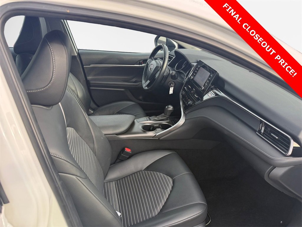 Used 2023 Toyota Camry SE image 23