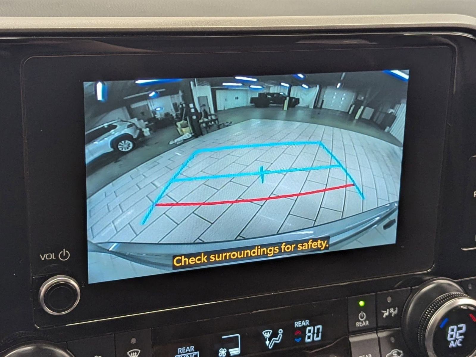 Used 2025 Toyota Highlander XLE image 31