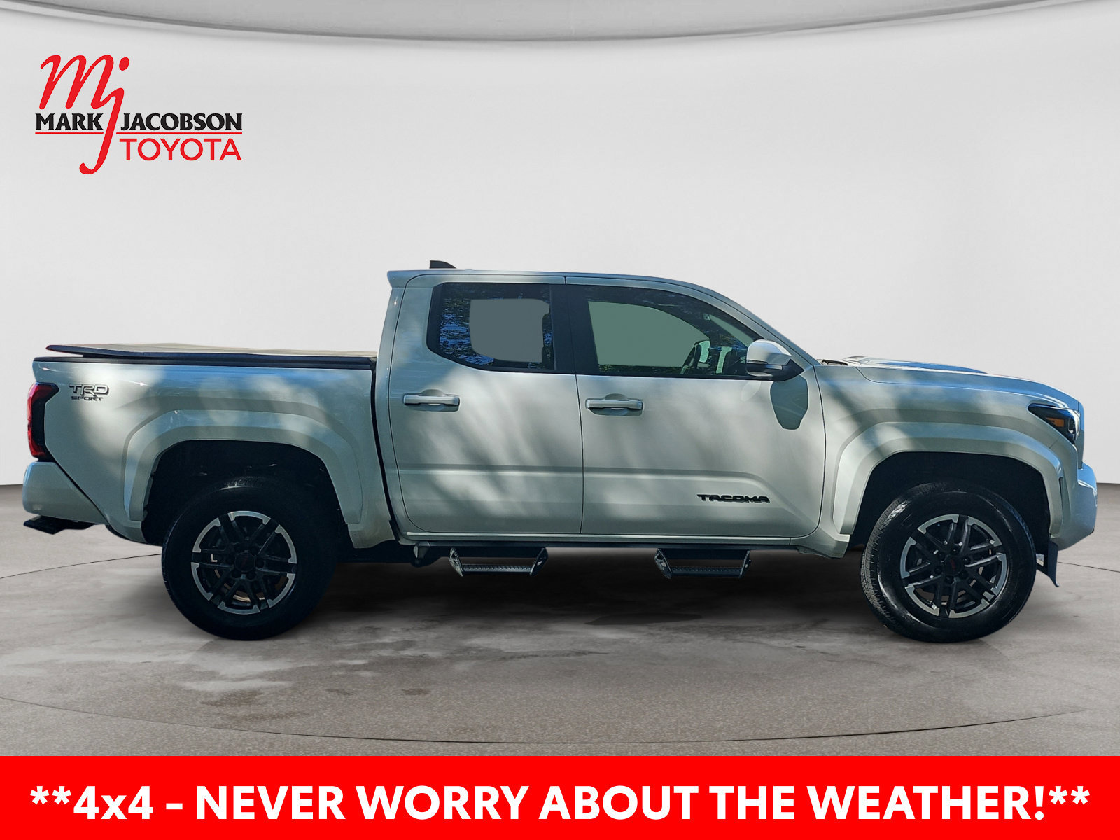 Used 2024 Toyota Tacoma TRD Sport w/ TRD Sport Upgrade Package AWD/4WD image 7