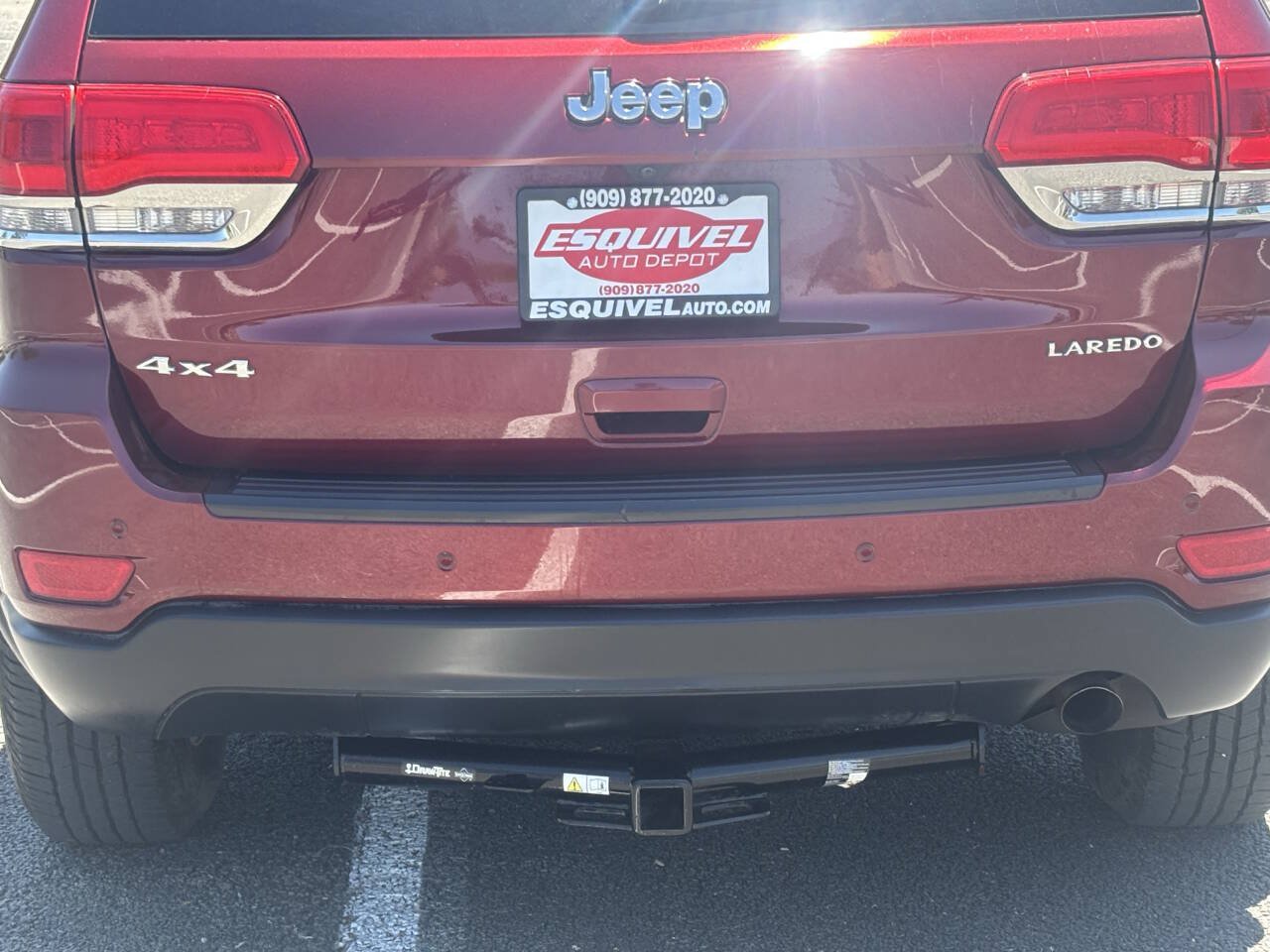 Used 2018 Jeep Grand Cherokee Laredo AWD/4WD image 7