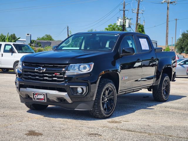 Used 2022 Chevrolet Colorado Z71 w/ Z71 Midnight Edition AWD/4WD image 3
