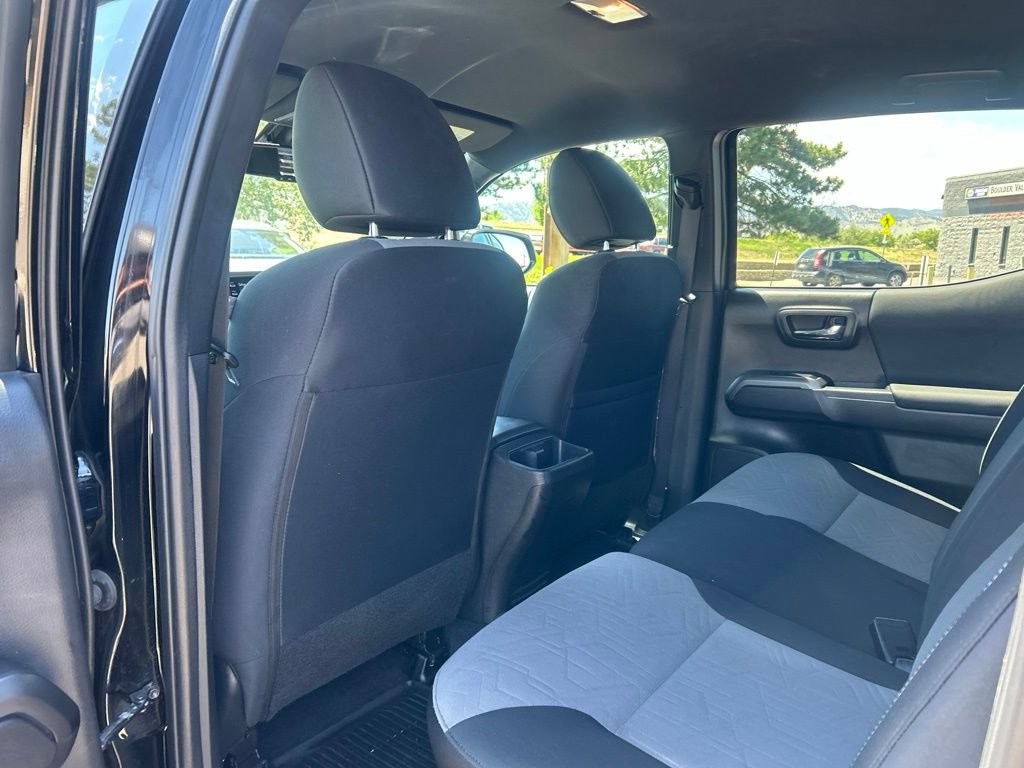 Used 2023 Toyota Tacoma TRD Sport AWD/4WD image 18