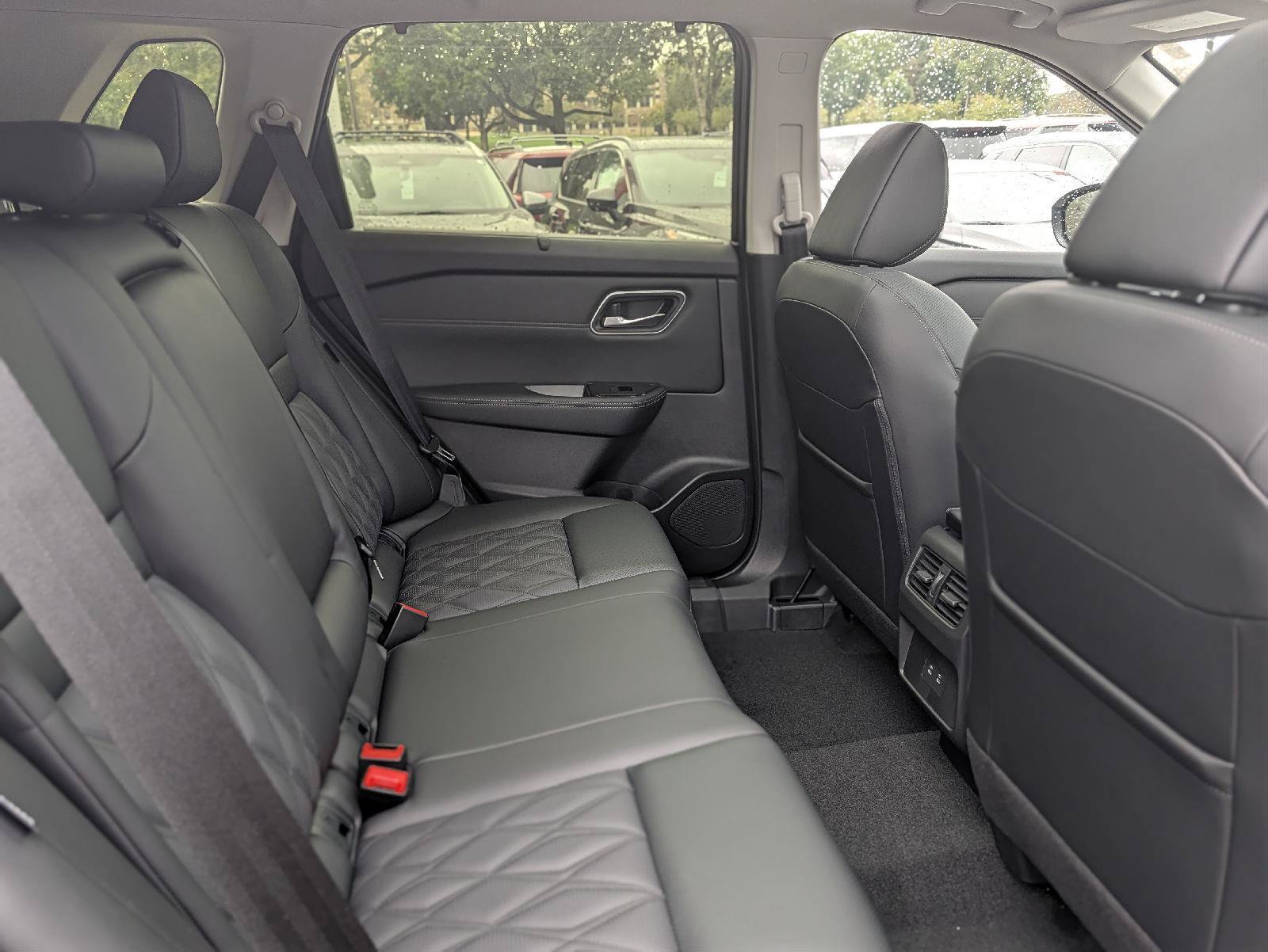 New 2026 Nissan Rogue Platinum AWD/4WD image 21