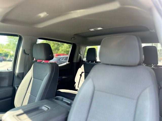 Used 2022 GMC Sierra 1500 Elevation w/ X31 Off-Road Package AWD/4WD image 12