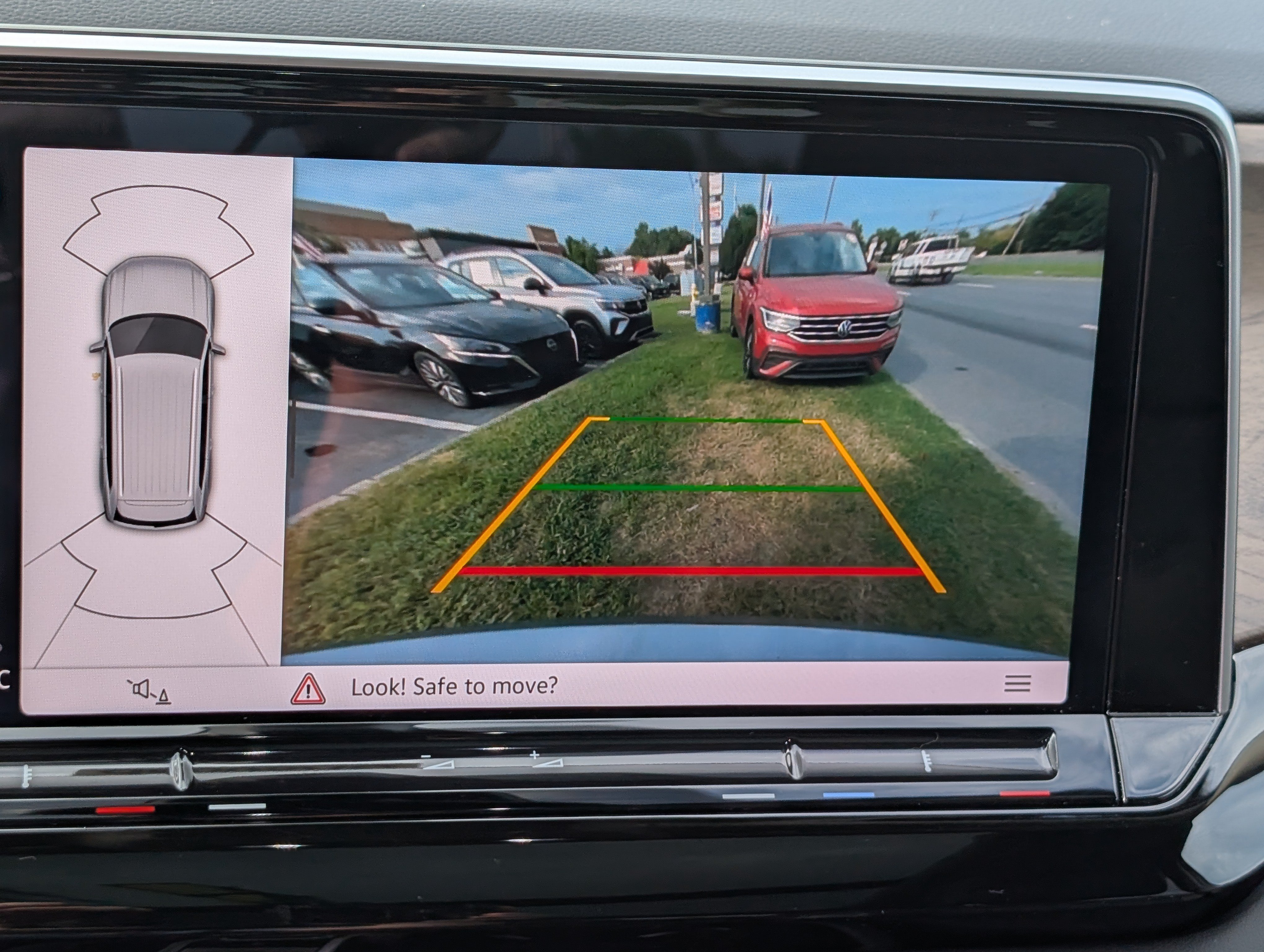 Used 2026 Volkswagen Atlas SE w/ Panoramic Sunroof Package FWD image 29