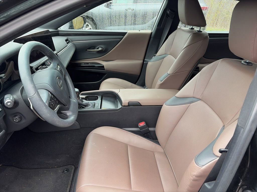 Used 2023 Lexus ES 350 w/ Premium Package image 4