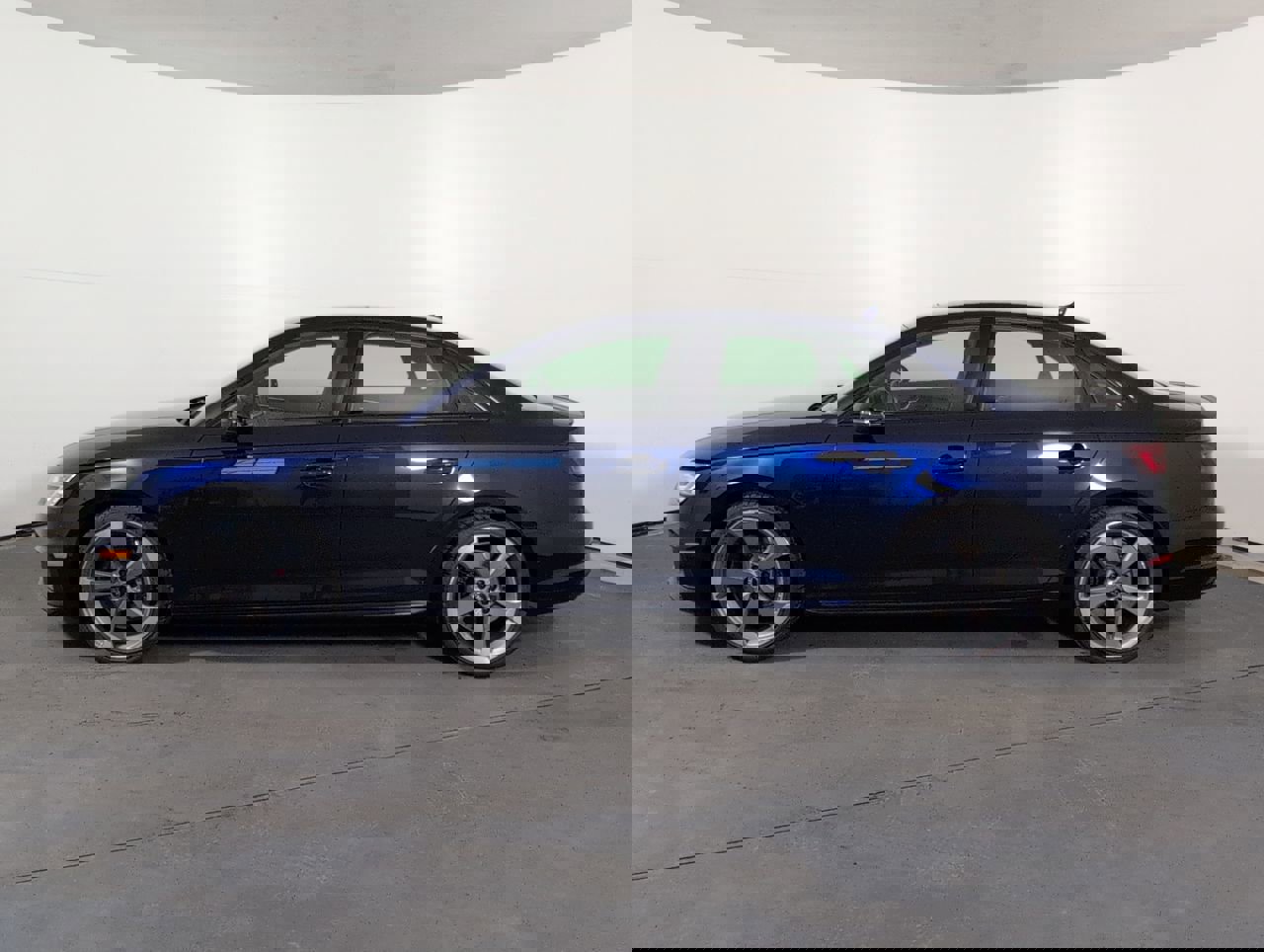 Used 2019 Audi S4 Premium Plus w/ Premium Plus Package image 30