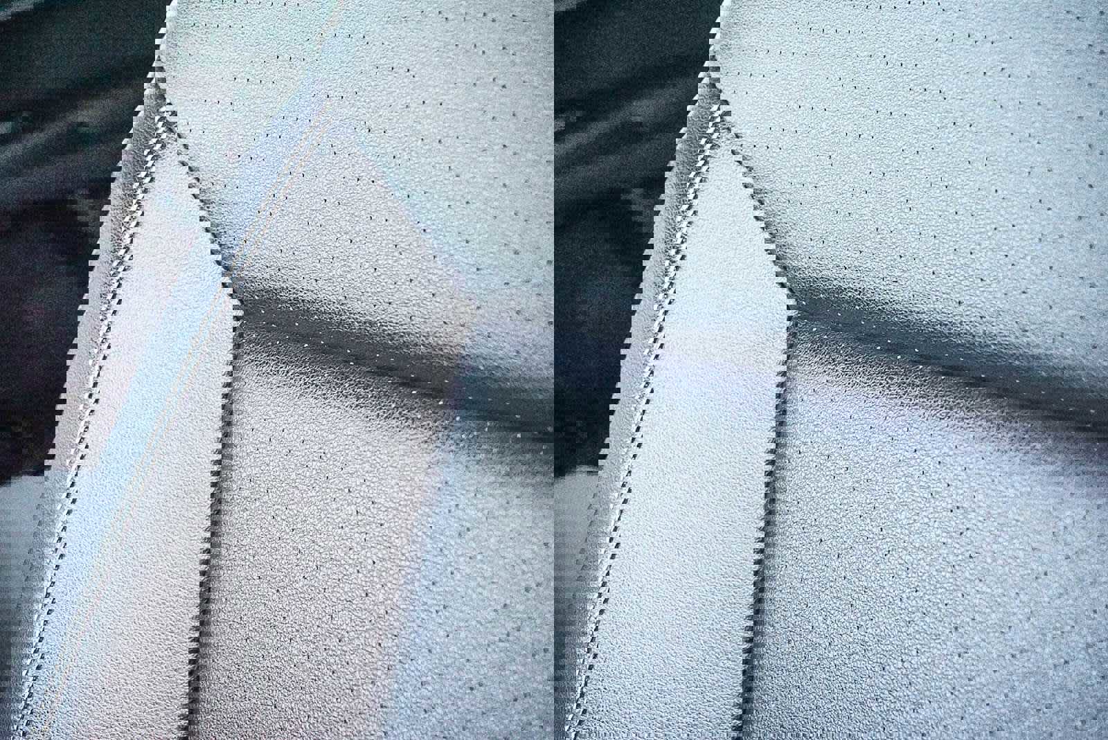 Used 2020 Volkswagen Atlas Cross Sport SE w/ Panoramic Sunroof Package image 23