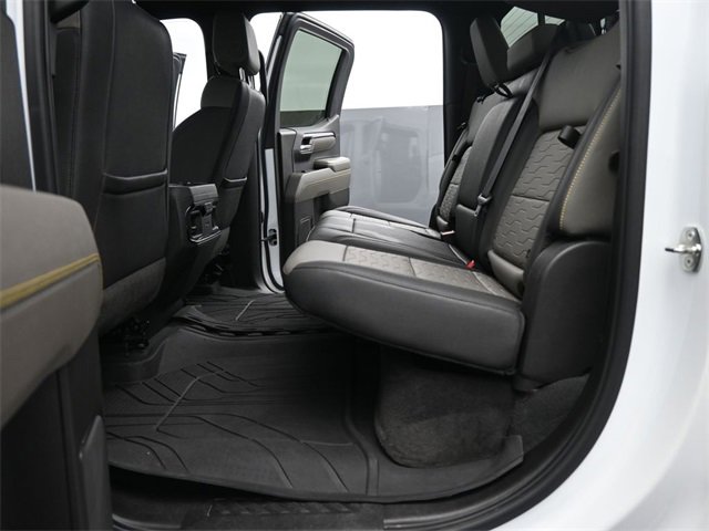 Used 2022 Chevrolet Silverado 1500 ZR2 image 13