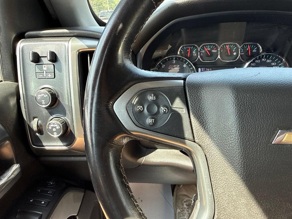 Used 2018 Chevrolet Silverado 1500 LT w/ All Star Edition AWD/4WD image 29