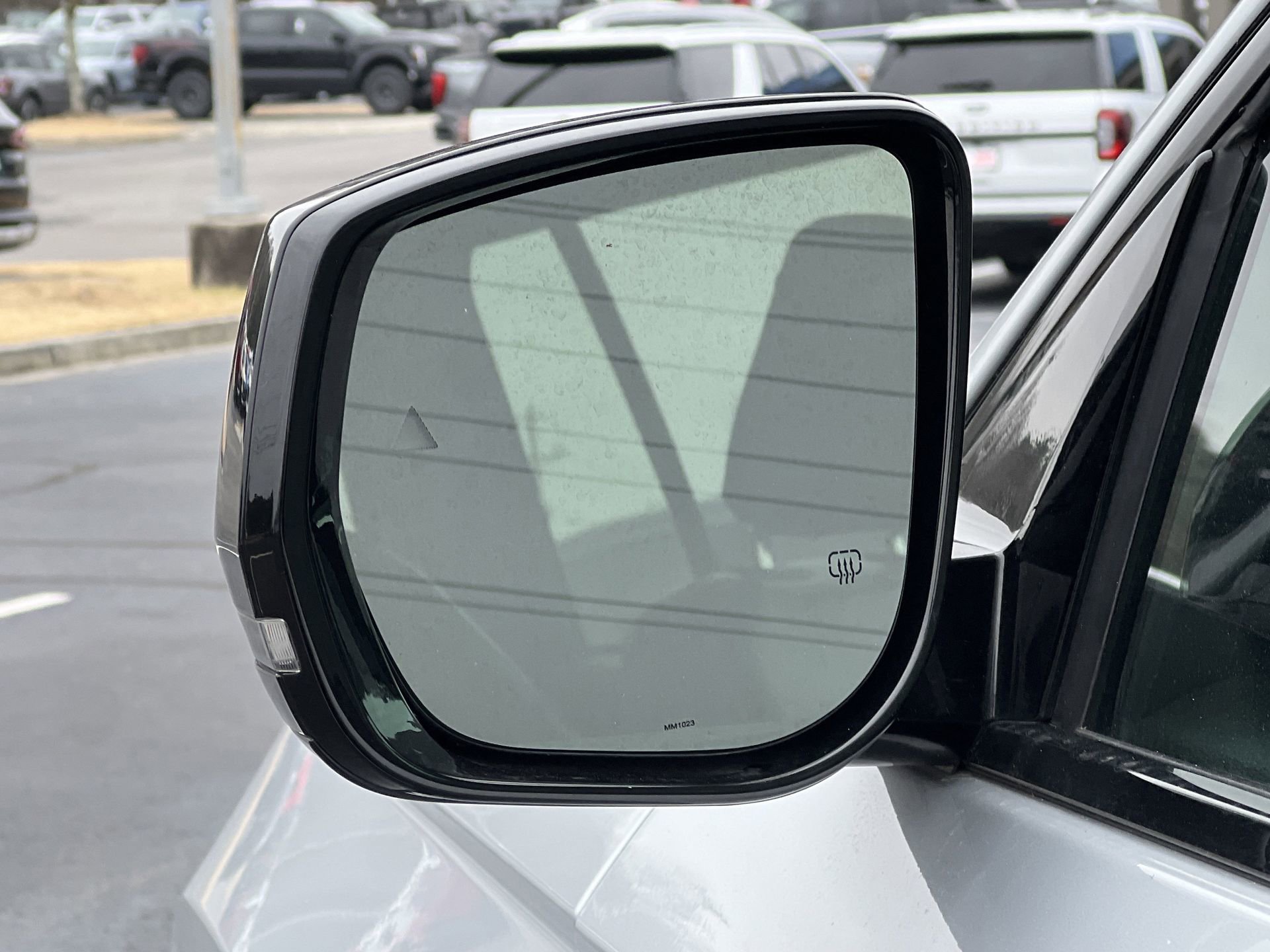 Used 2024 Jeep Grand Cherokee Altitude image 30