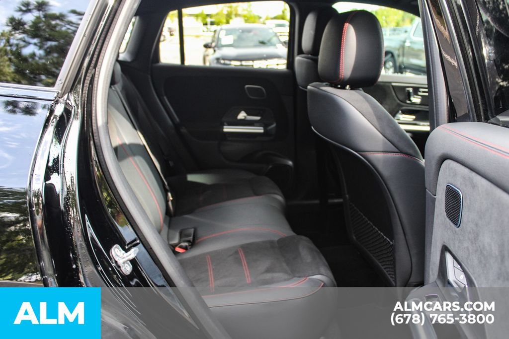 Used 2024 Mercedes-Benz GLA 250 4MATIC image 18
