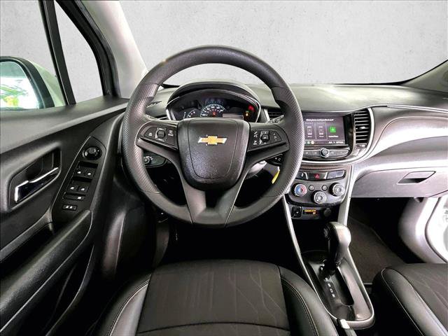 Used 2022 Chevrolet Trax LT AWD/4WD image 7