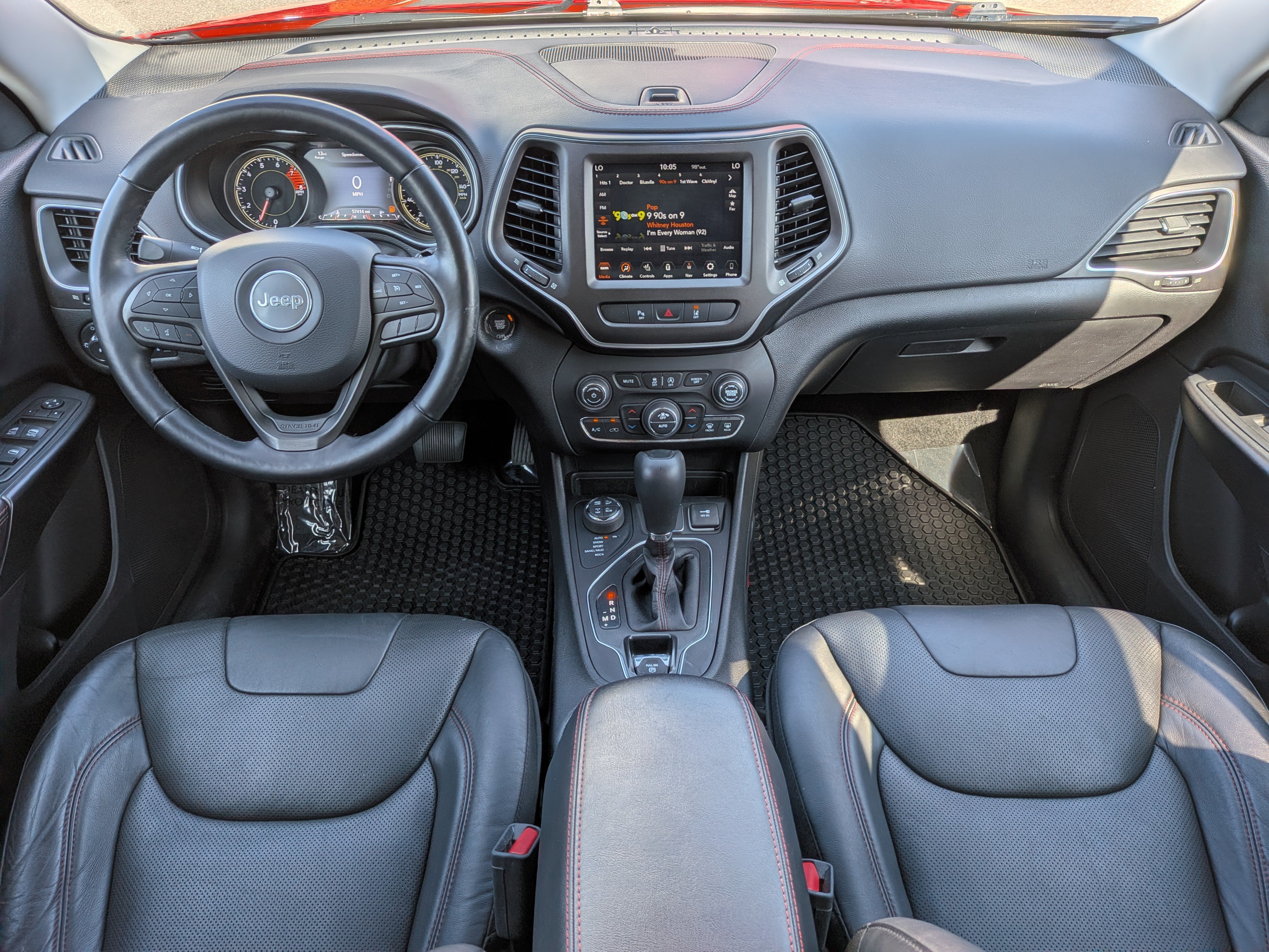 Used 2021 Jeep Cherokee Trailhawk w/ Sun, Sound & Nav Group AWD/4WD image 13