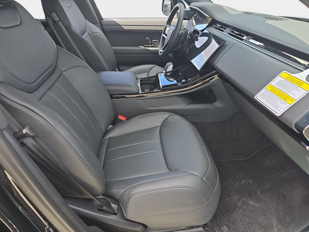 New 2026 Land Rover Range Rover Sport Dynamic SE AWD/4WD image 10