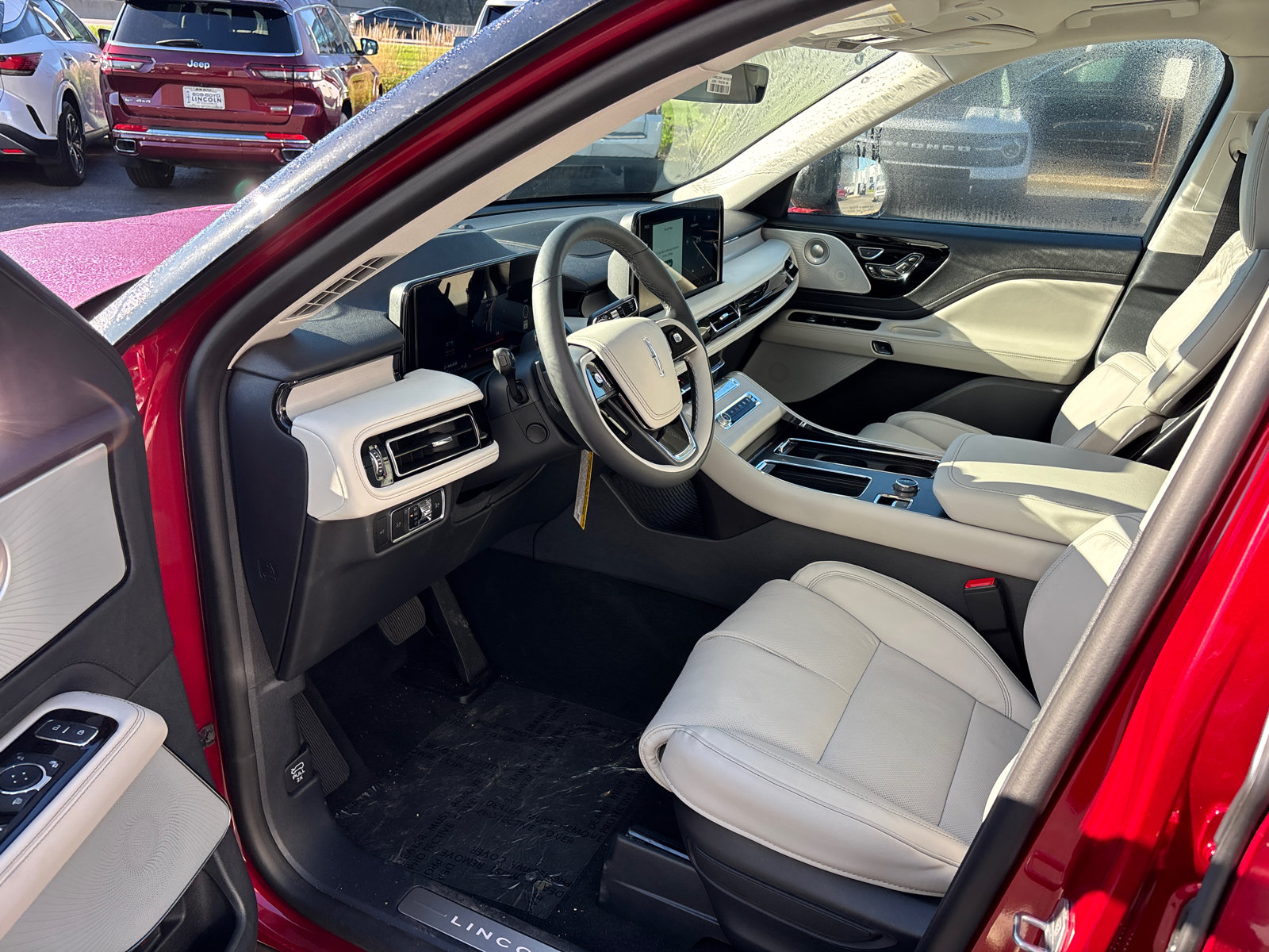 New 2027 Lincoln Aviator Reserve AWD/4WD image 23