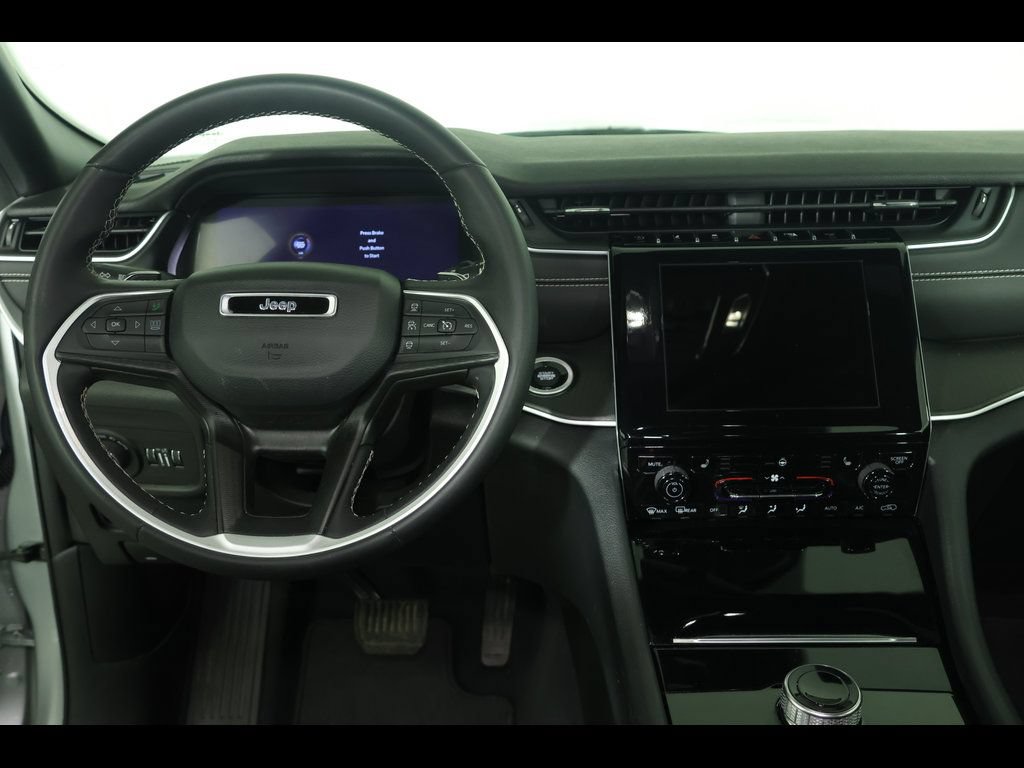 Certified 2023 Jeep Grand Cherokee L Laredo AWD/4WD image 18