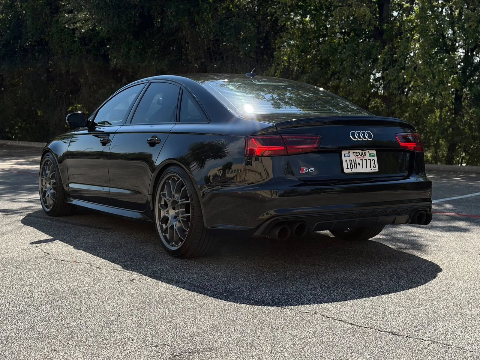 Used 2017 Audi S6 Prestige w/ Prestige Package AWD/4WD image 3