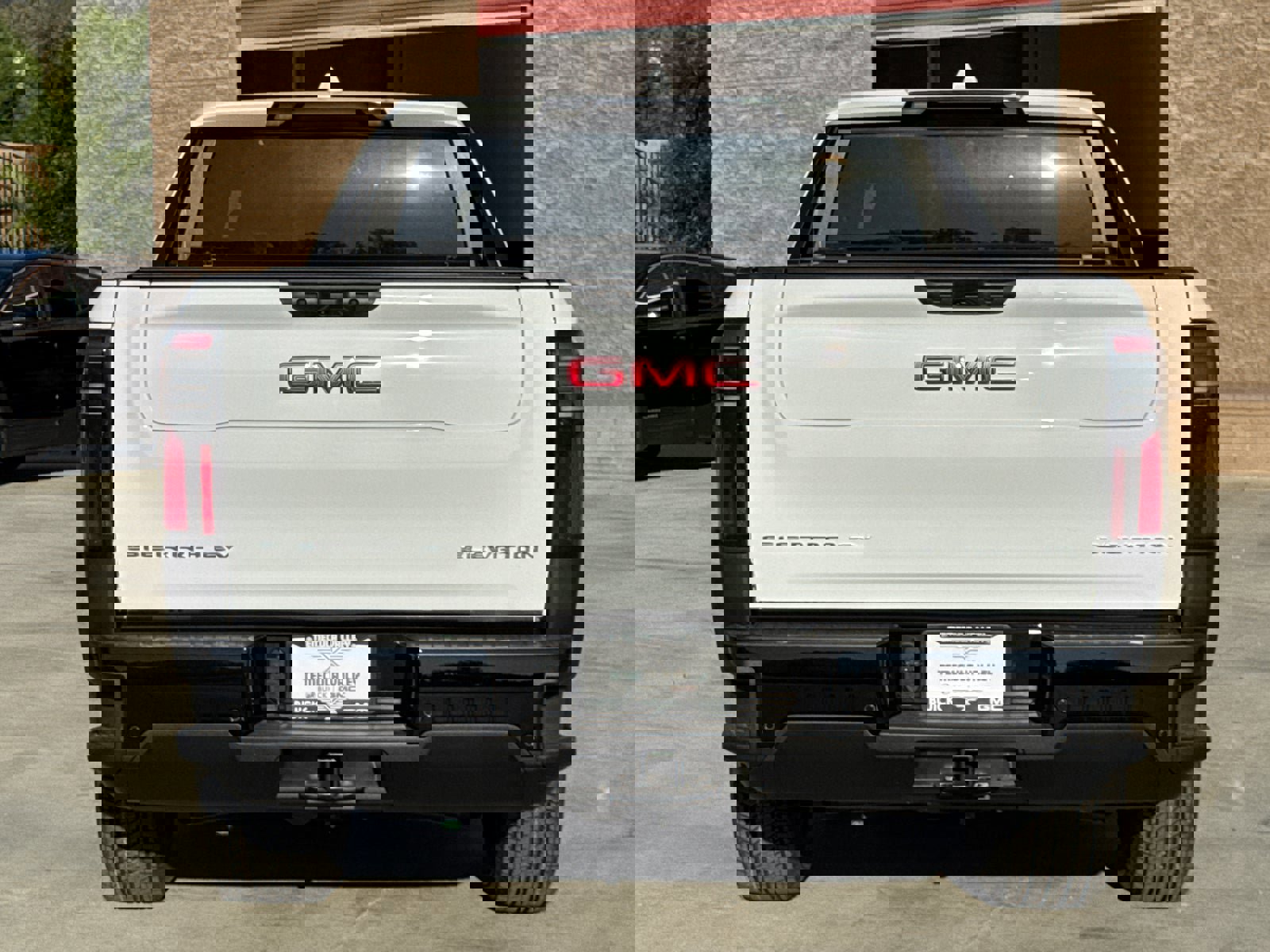 Used 2026 GMC Sierra EV Elevation image 13