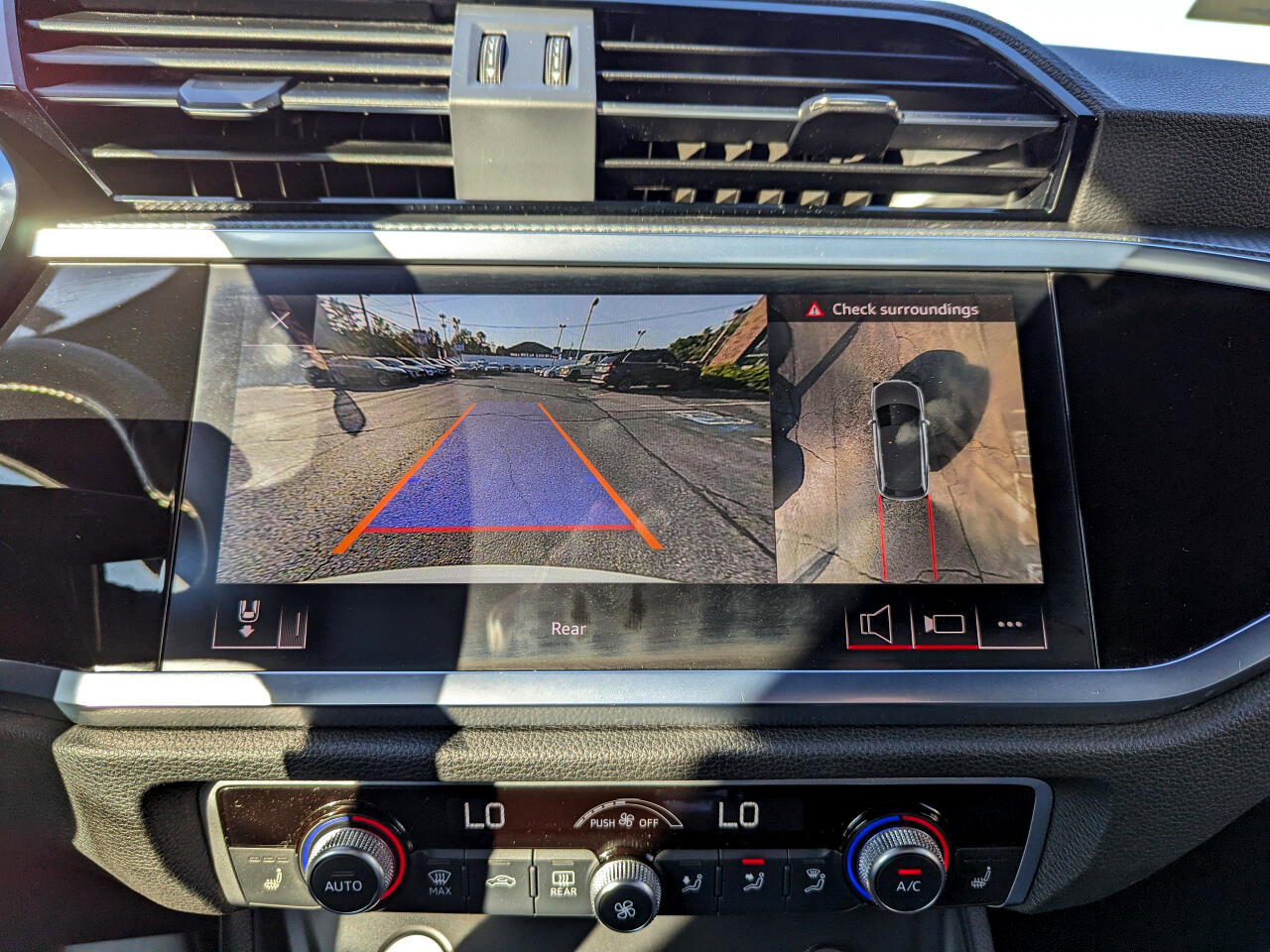 Used 2020 Audi Q3 2.0T Prestige image 22