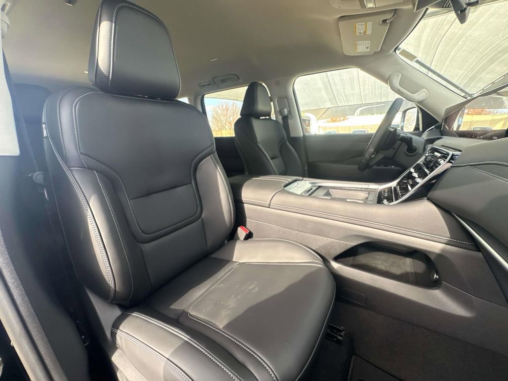 New 2026 Nissan Armada SV RWD image 20
