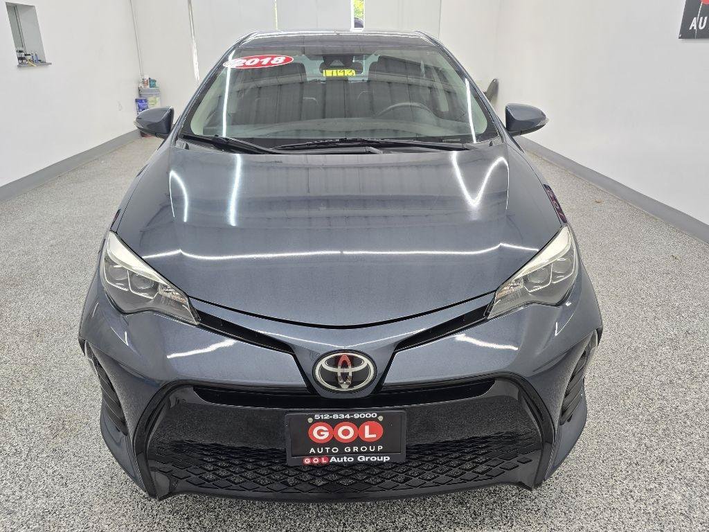 Used 2018 Toyota Corolla SE FWD image 2
