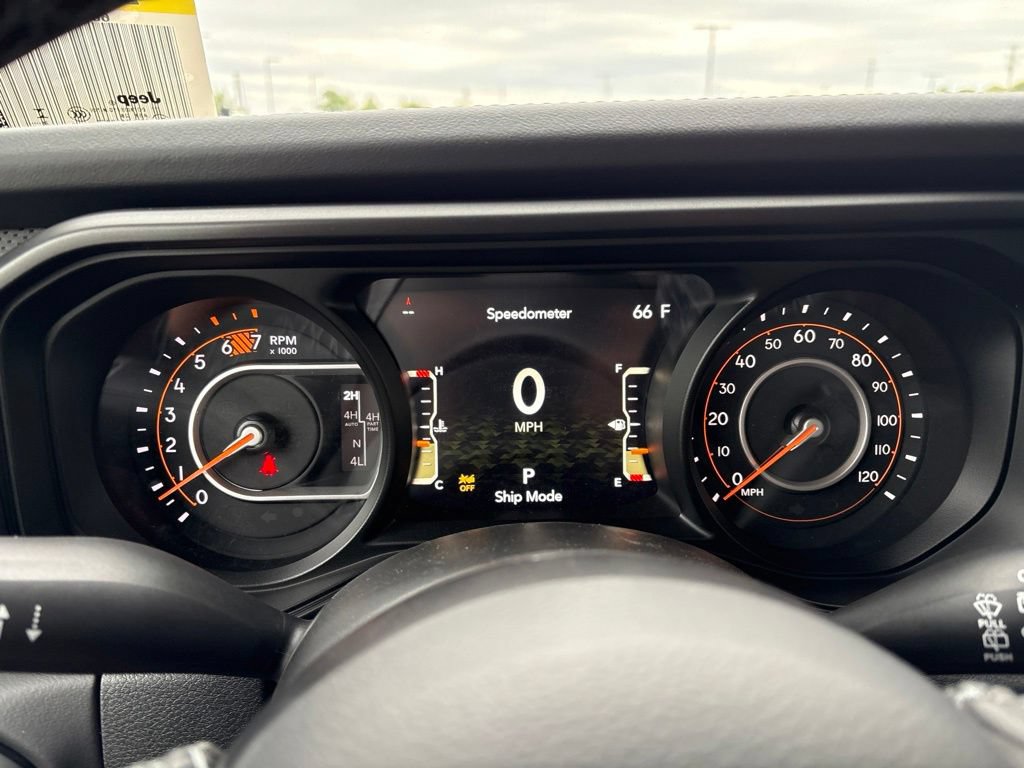 New 2026 Jeep Wrangler Unlimited Rubicon AWD/4WD image 27