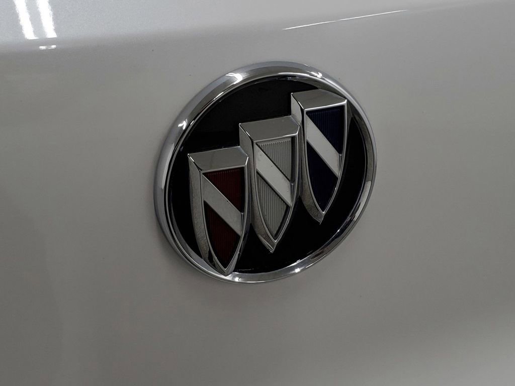 Used 2023 Buick Encore GX Select w/ Sport Touring Package FWD image 26