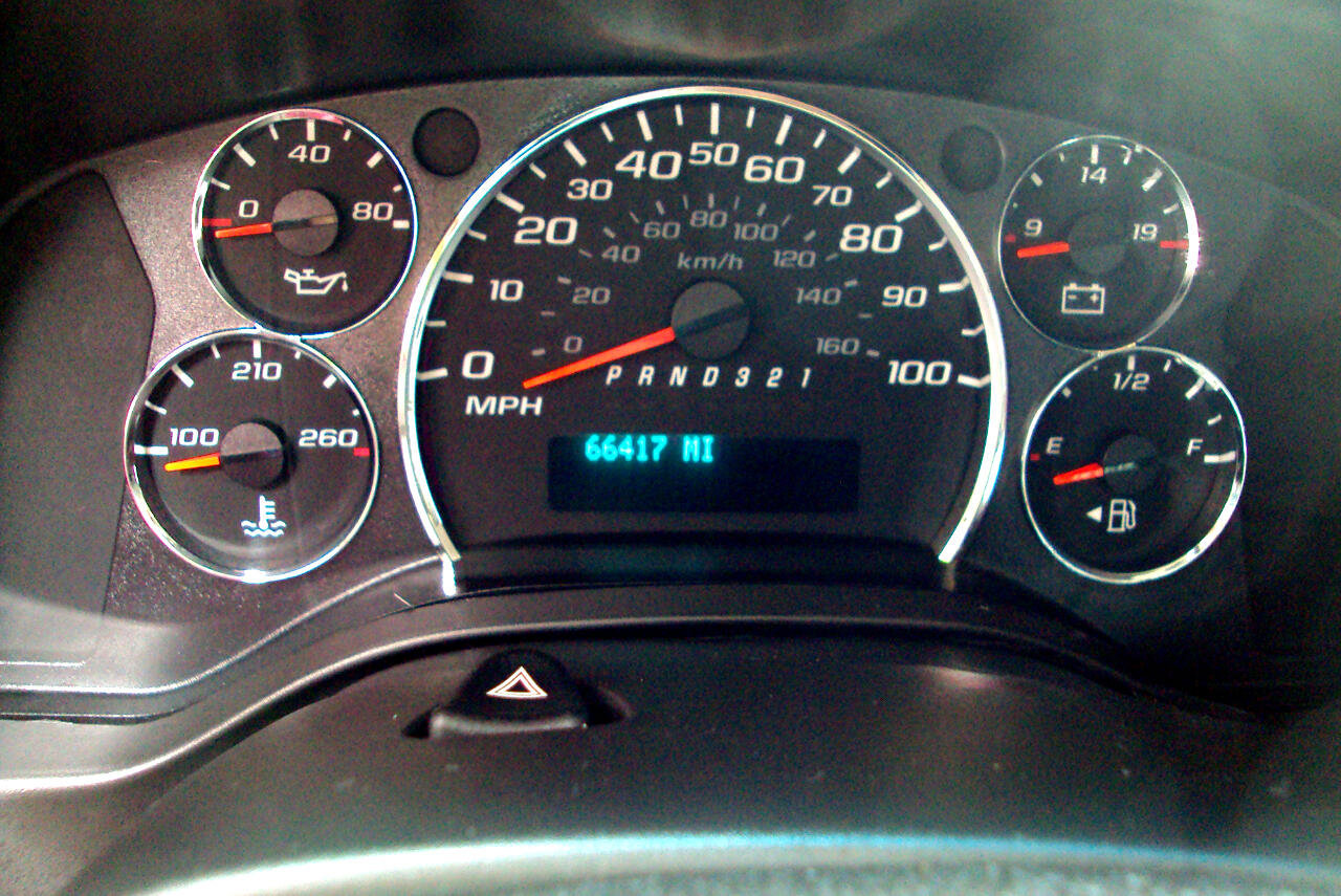 Used 2013 Chevrolet Express 1500 LT w/ LT Preferred Equipment Group image 19