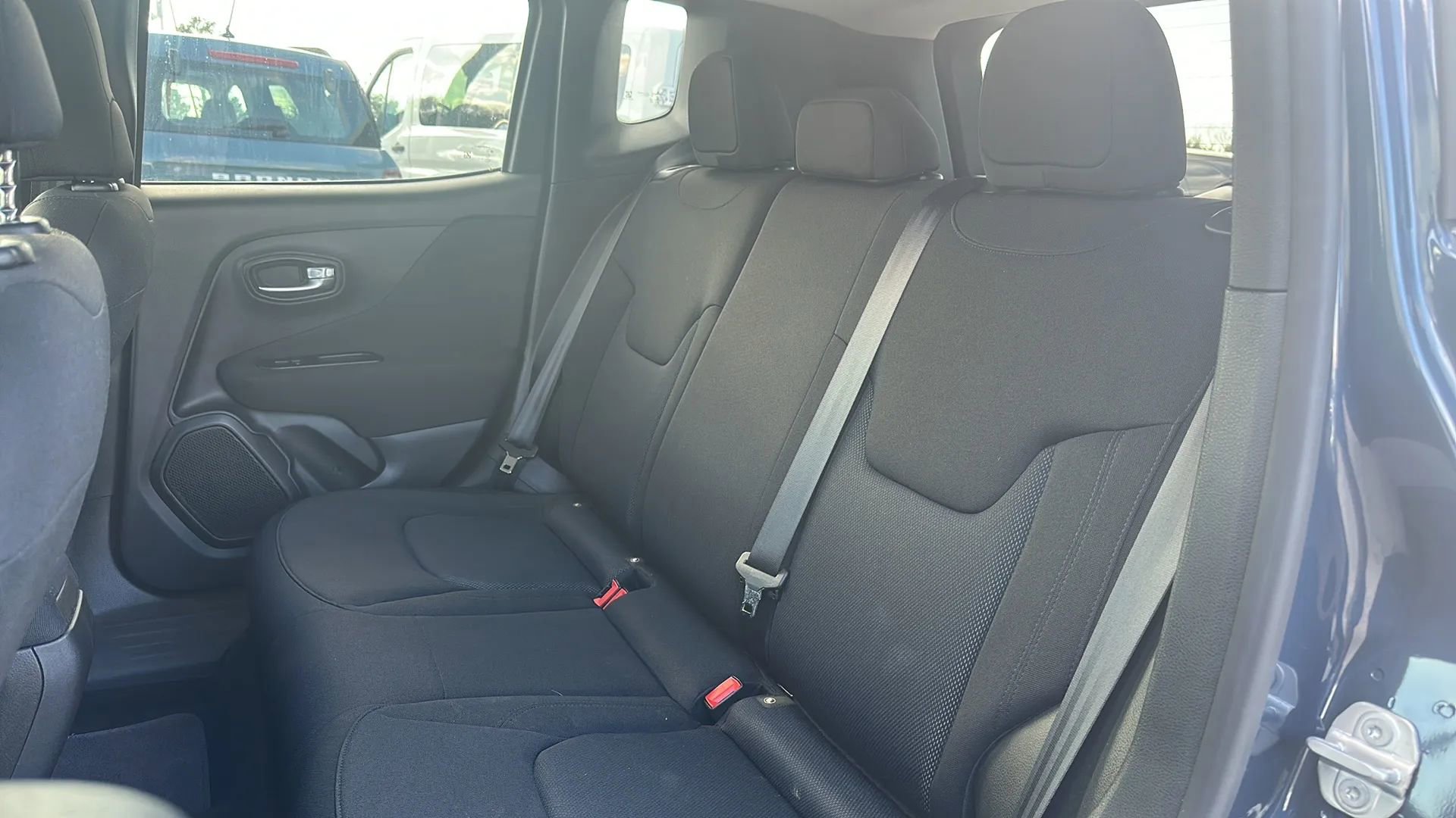 Used 2021 Jeep Renegade Sport image 12