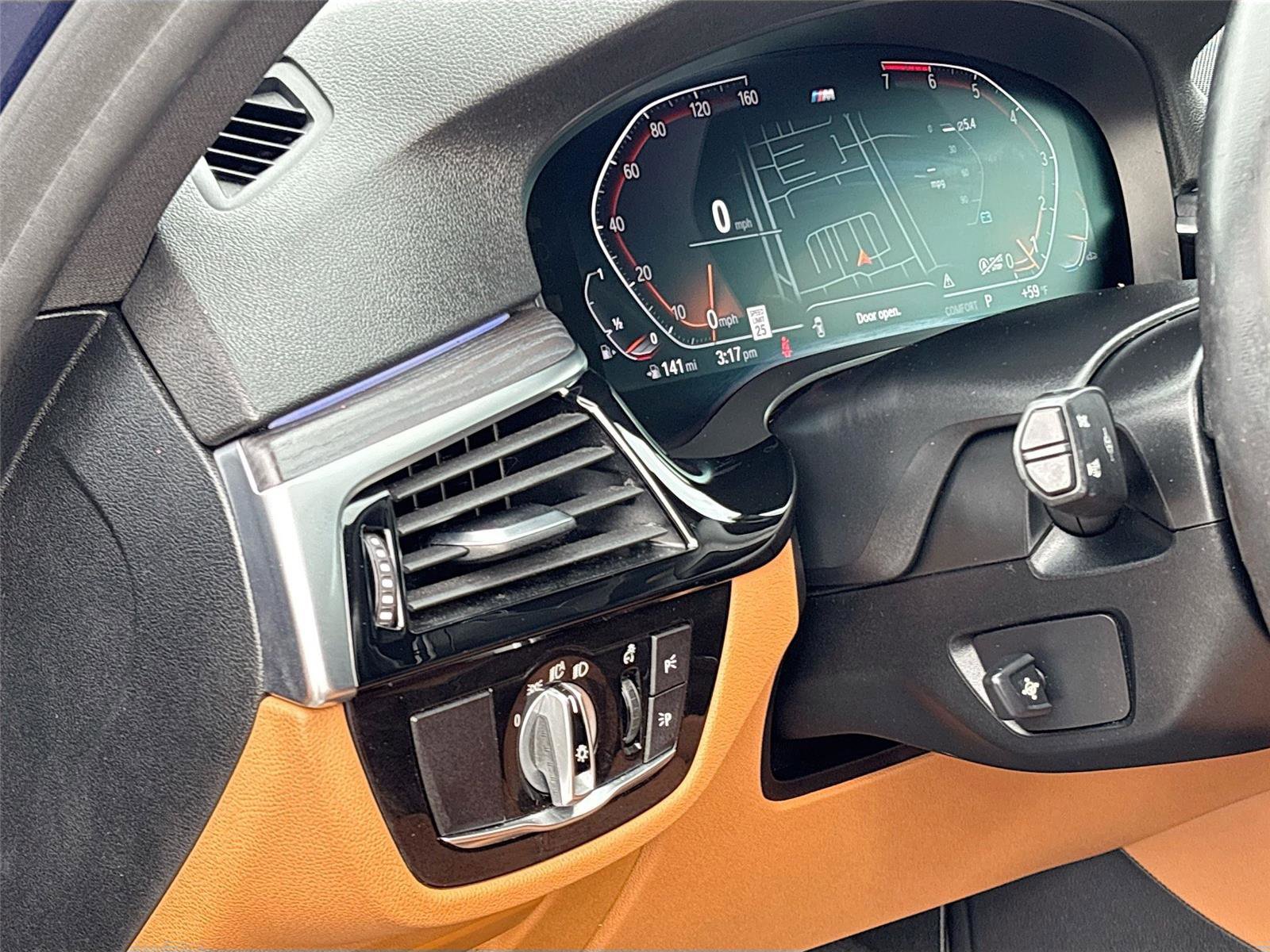 Used 2021 BMW 530i image 10