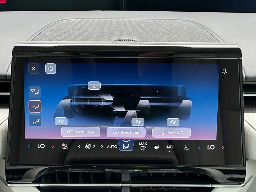 New 2026 Lincoln Nautilus Premier w/ Jet Appearance Package AWD/4WD image 13