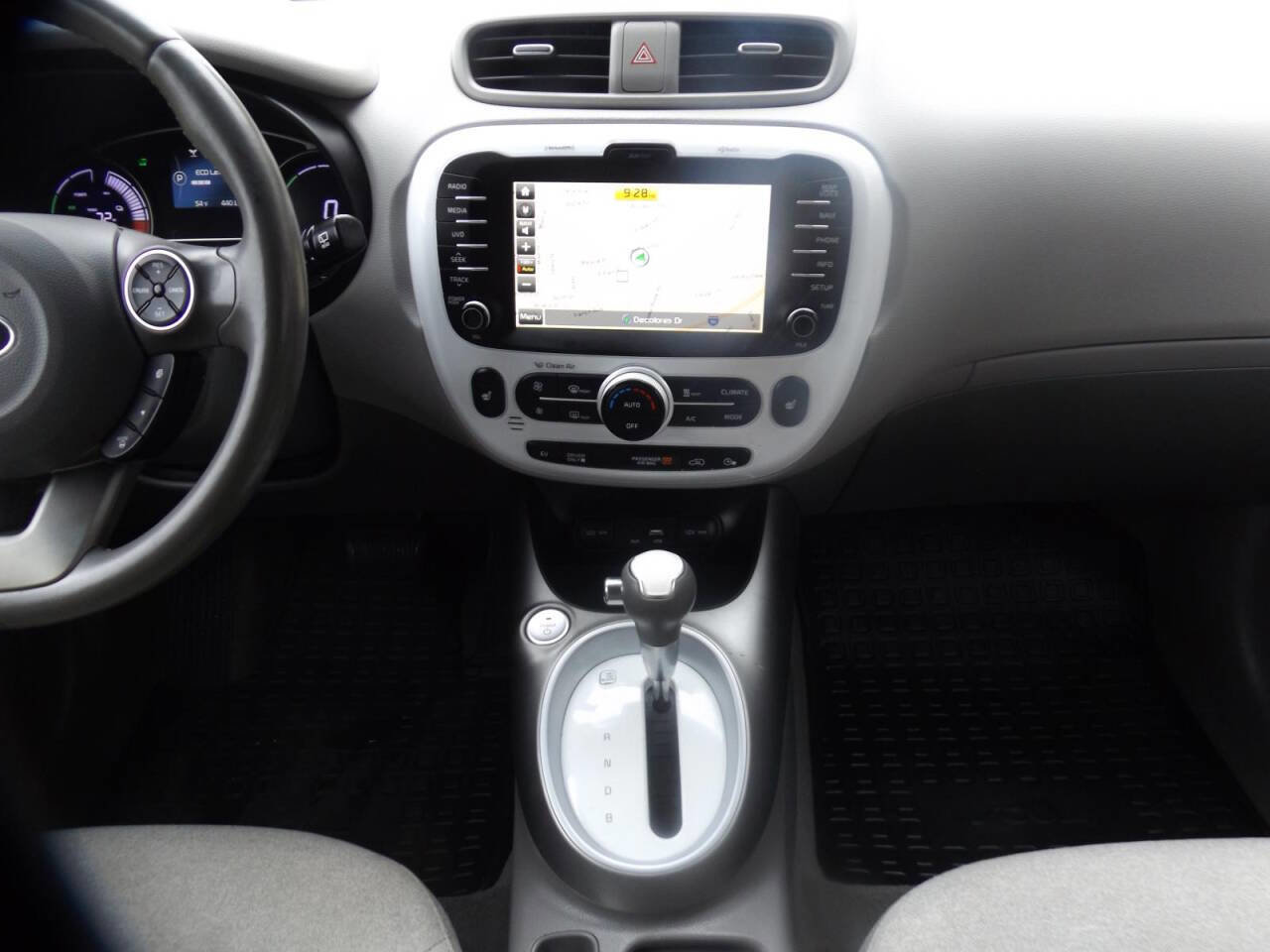 Used 2016 Kia Soul EV FWD image 13