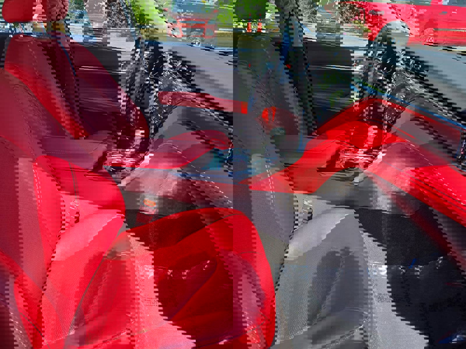 Used 2020 Toyota Camry XSE w/ Navigation Package FWD image 10