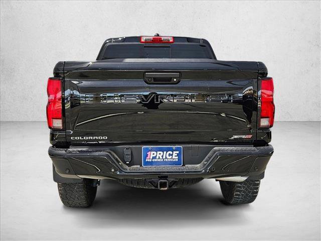 Used 2024 Chevrolet Colorado ZR2 w/ Technology Package AWD/4WD image 6