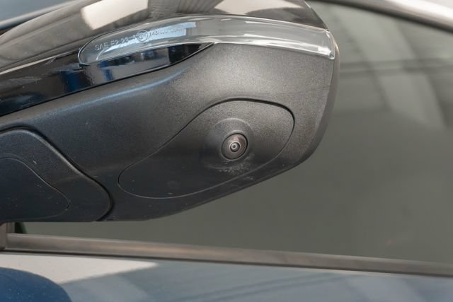 Used 2024 Chevrolet Traverse Z71 AWD/4WD image 3