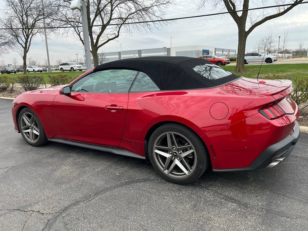 Used 2024 Ford Mustang Premium image 5