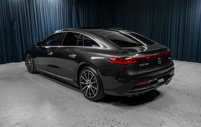 Certified 2023 Mercedes-Benz EQS 580 4MATIC Sedan image 9