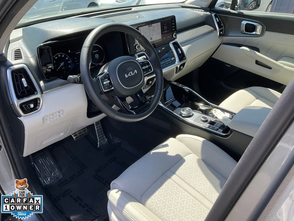 Used 2023 Kia Sorento SX Prestige image 6
