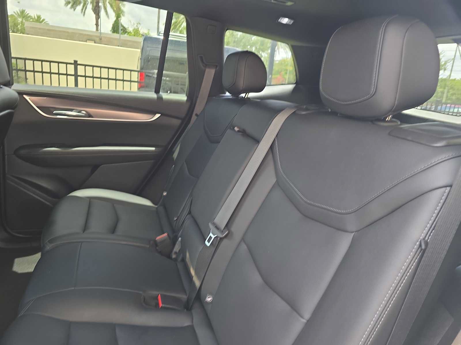 Used 2021 Cadillac XT6 Luxury FWD image 11