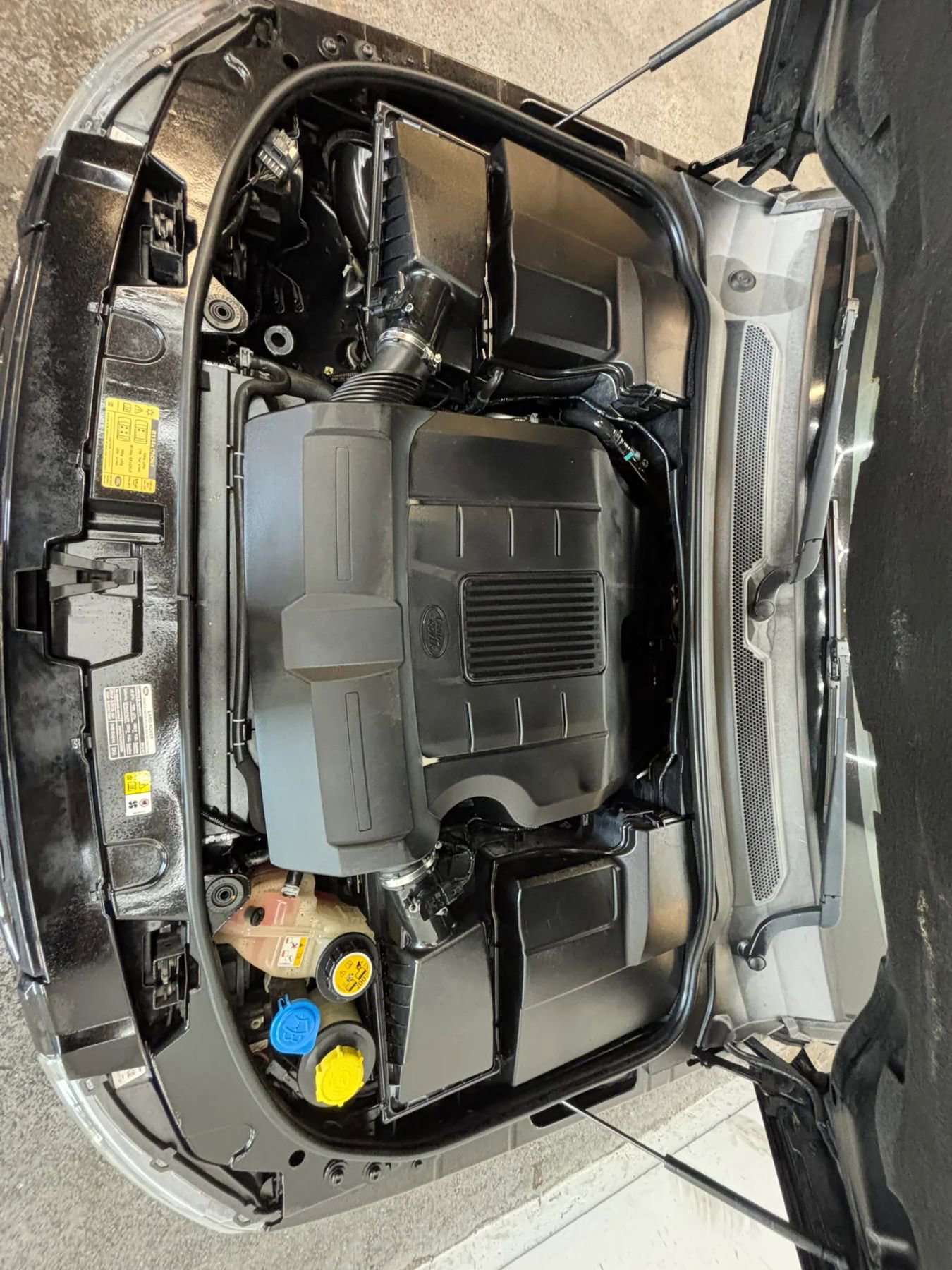 Used 2013 Land Rover LR4 HSE AWD/4WD image 27