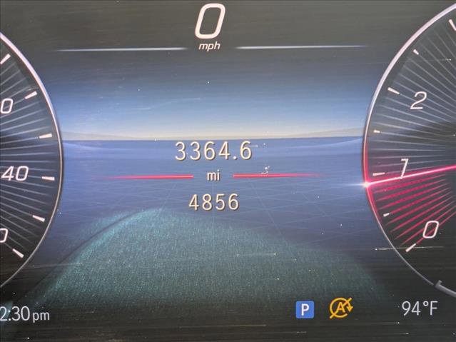 Used 2025 Mercedes-Benz GLB 250 image 11