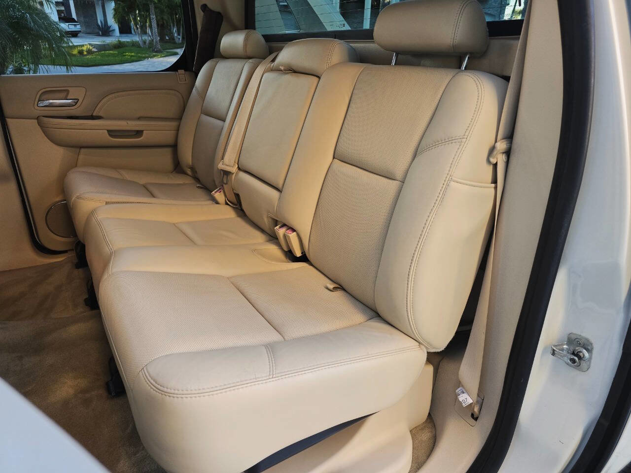 Used 2007 Cadillac Escalade EXT w/ Information Package image 66