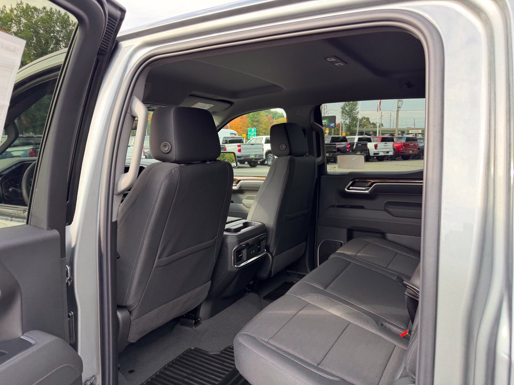 New 2026 GMC Sierra 1500 Elevation w/ Preferred Package AWD/4WD image 11