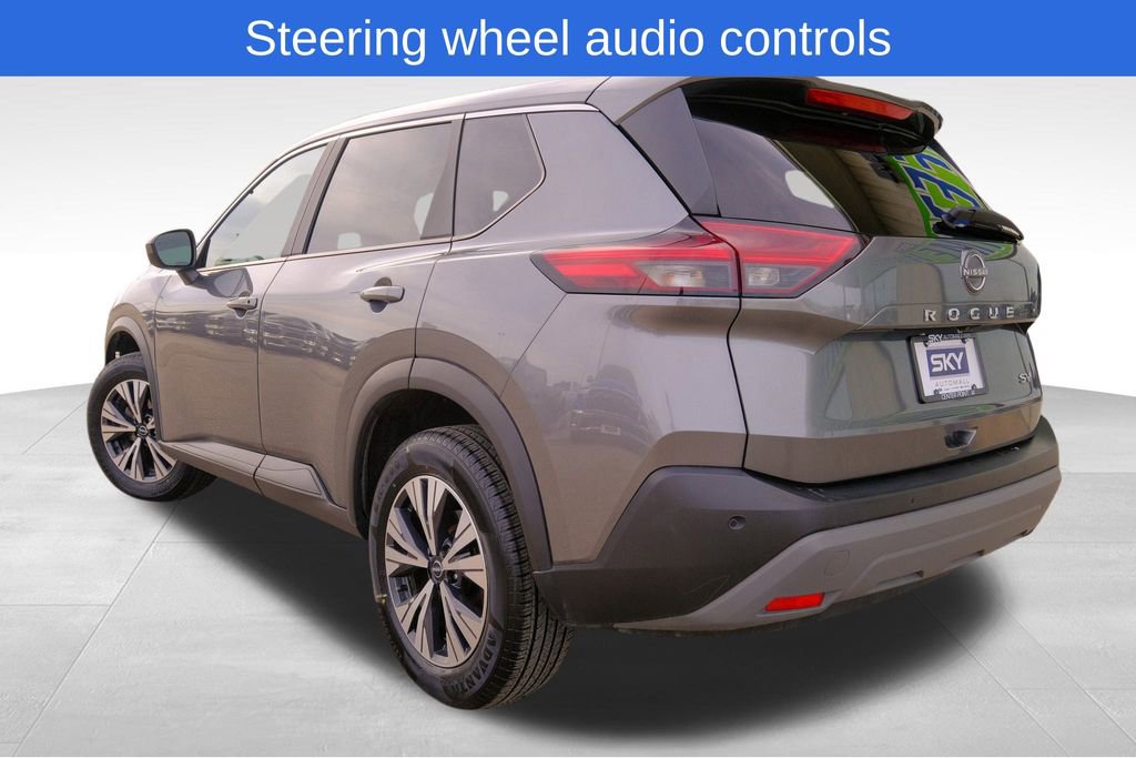 Used 2023 Nissan Rogue SV image 5